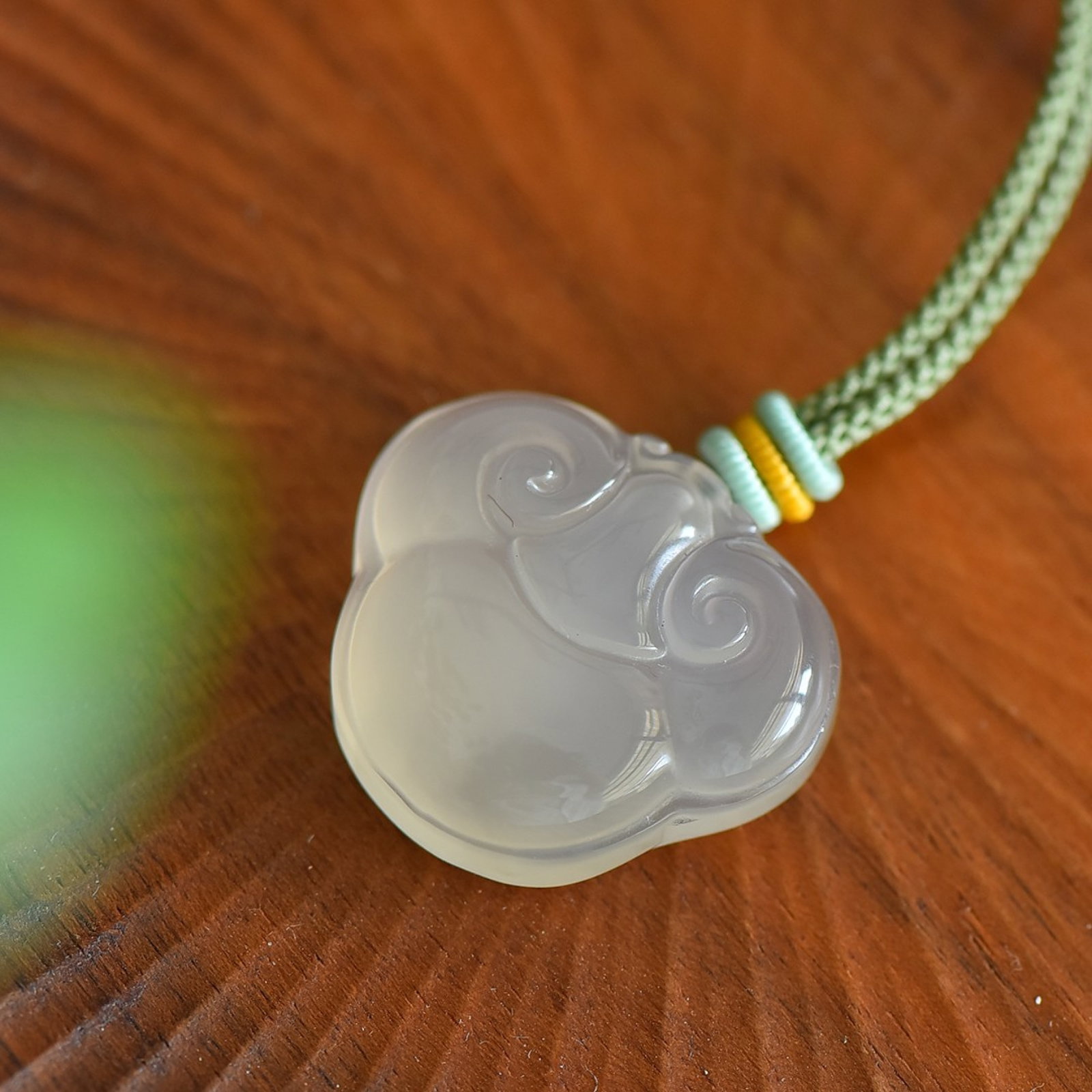 An Exquisite Pendant - 3