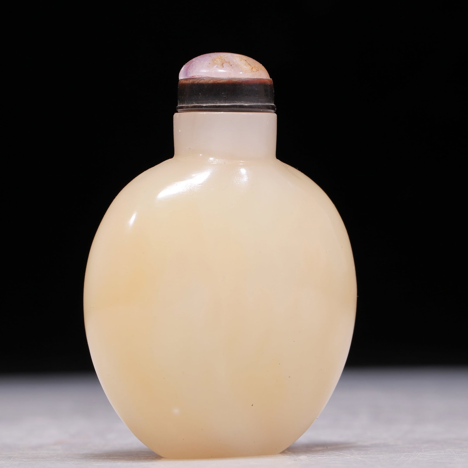A Precious Agate Snuff Bottle - 4
