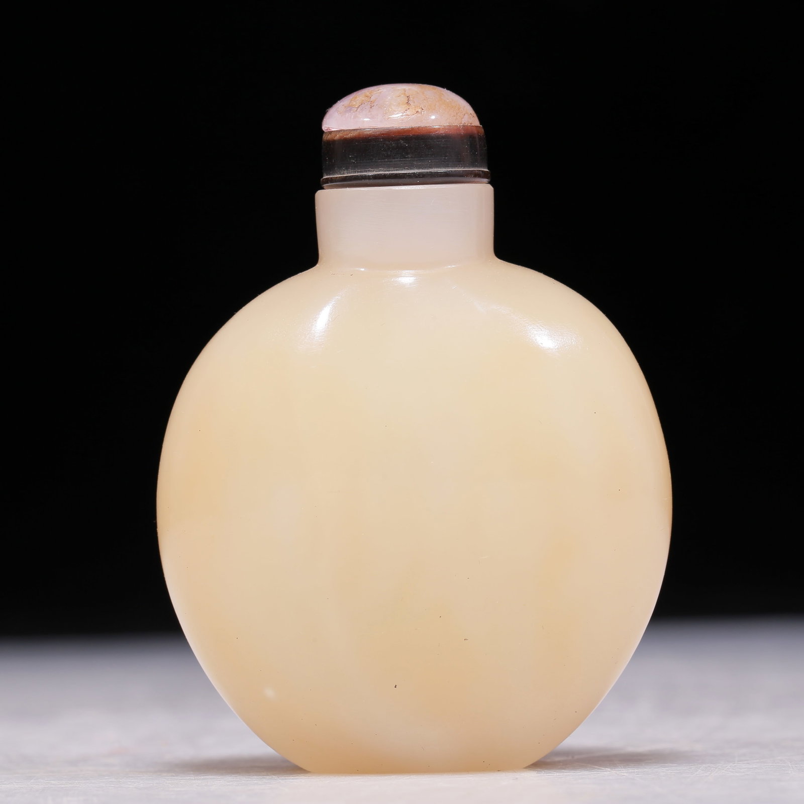 A Precious Agate Snuff Bottle - 5
