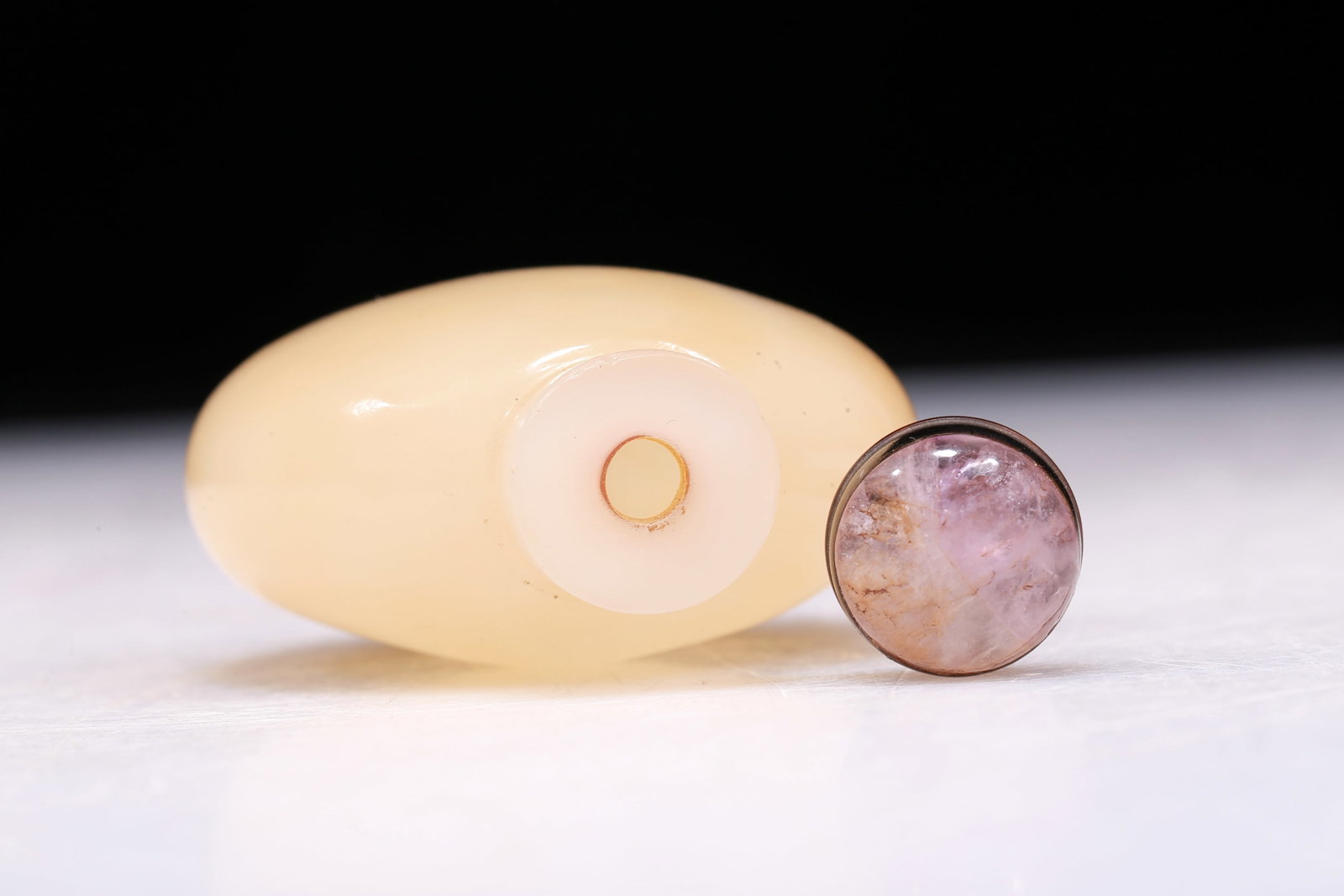 A Precious Agate Snuff Bottle - 6