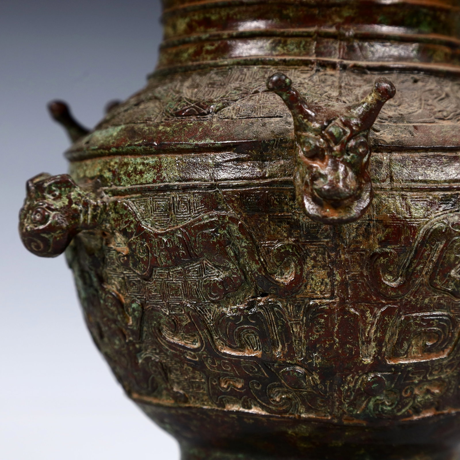 A Rare Bronze Beast Pattern Vase - 5