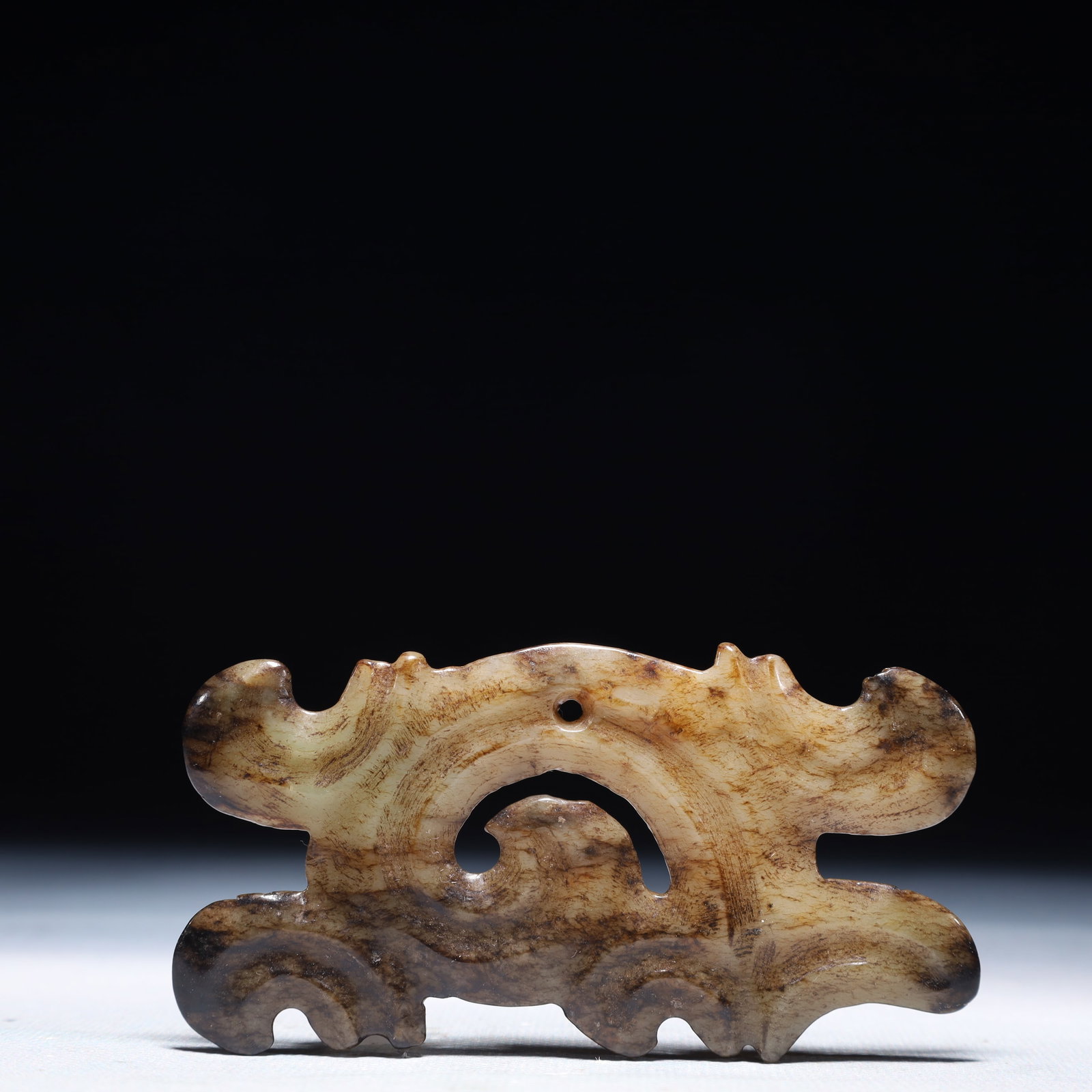 An Archaic Hongshan Culture White Jade Pendant: An Archaic Hongshan Culture White Jade Pendant,Ancient Time,China,Size:3.7inx2in,Weight:44.3g 红山文化白玉挂件,中国新石器&