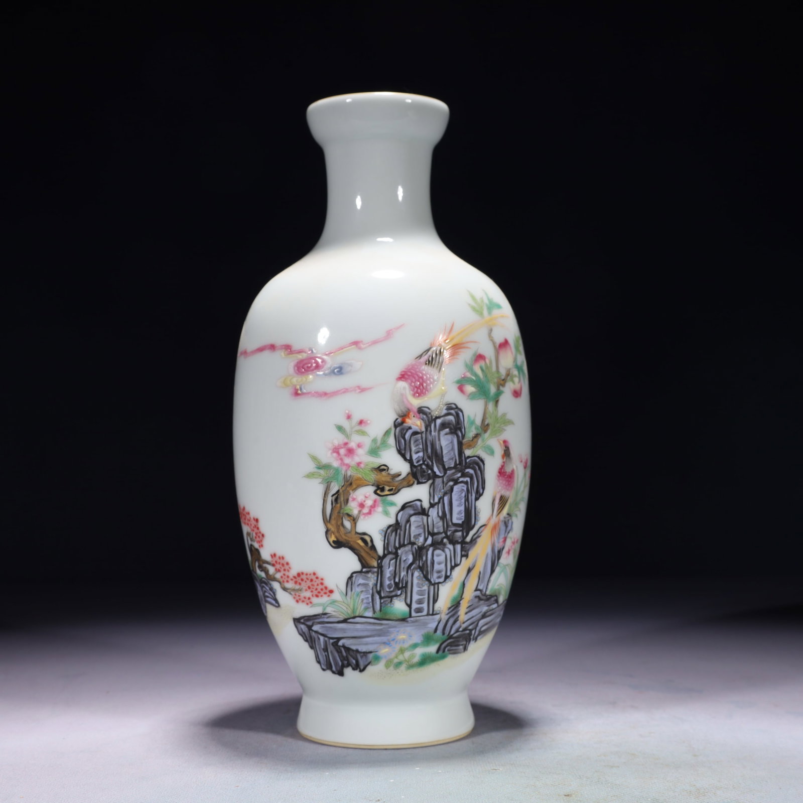 An Exquisite Famille-Rose Flower and Bird Pattern Vase,with poem: An Exquisite Famille-Rose Flower and Bird Pattern Vase,with poem,Qing Dynasty,China,Qianlong Six-character Mark,Size:4.3inx10.2in,Weight:1850g 粉彩花鸟纹瓶,带