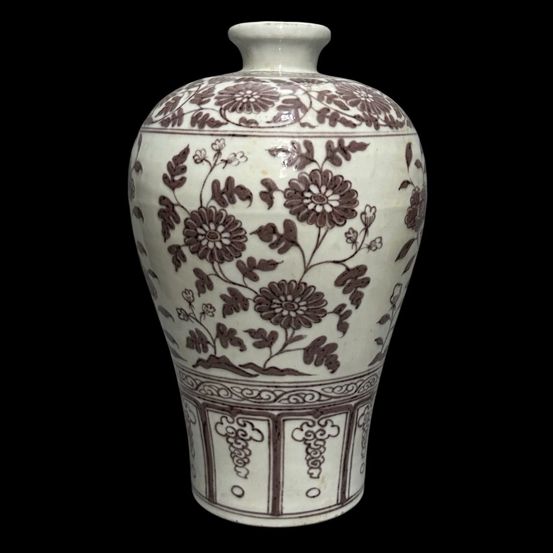A Rare Underglaze-Red Flower Pattern Vase - 3