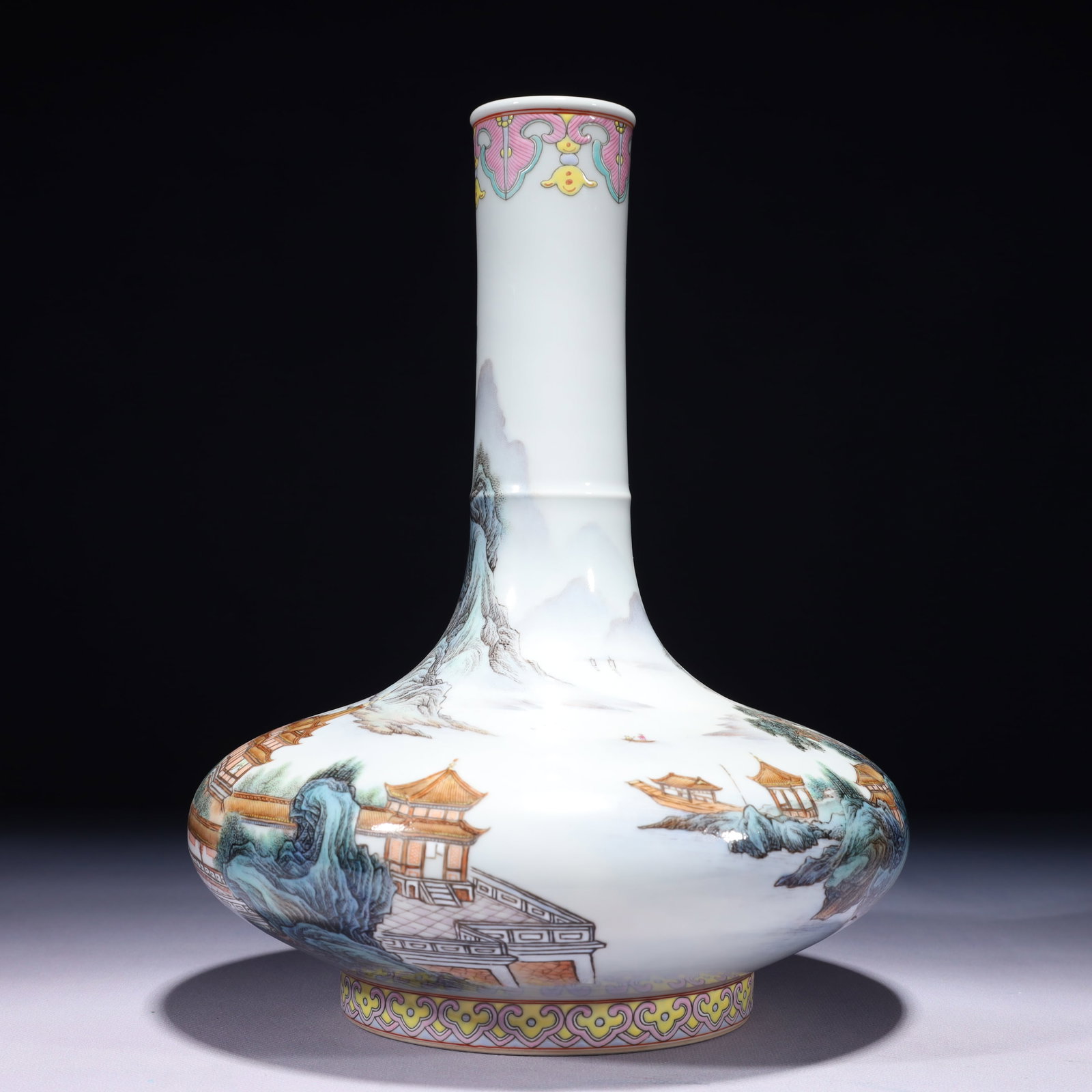 An Exquisite Enamel Landscape Pattern Vase - 6