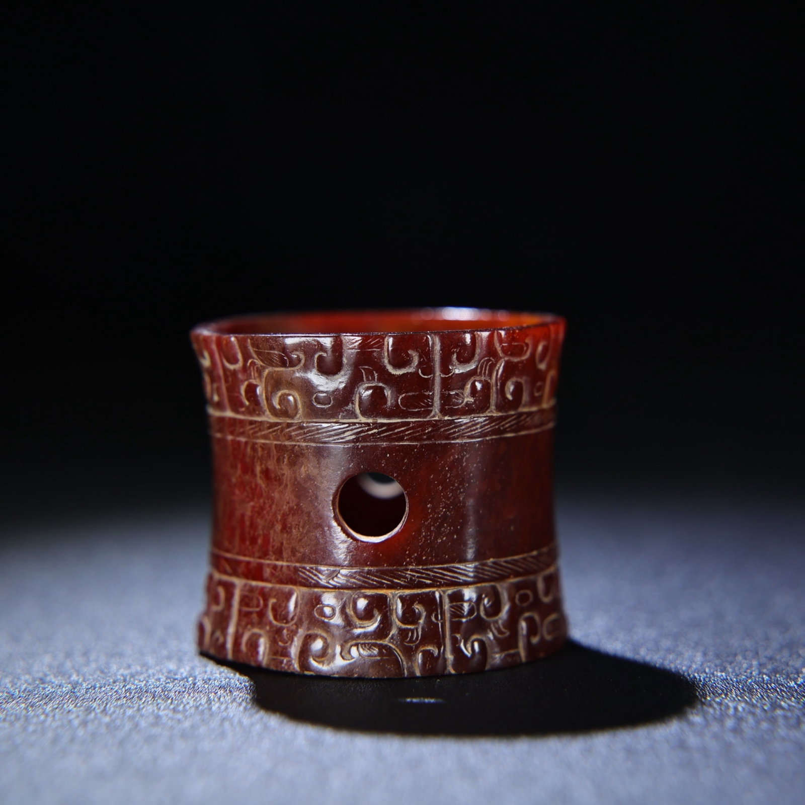 An Exquisite Archaic Jade Coronet - 4