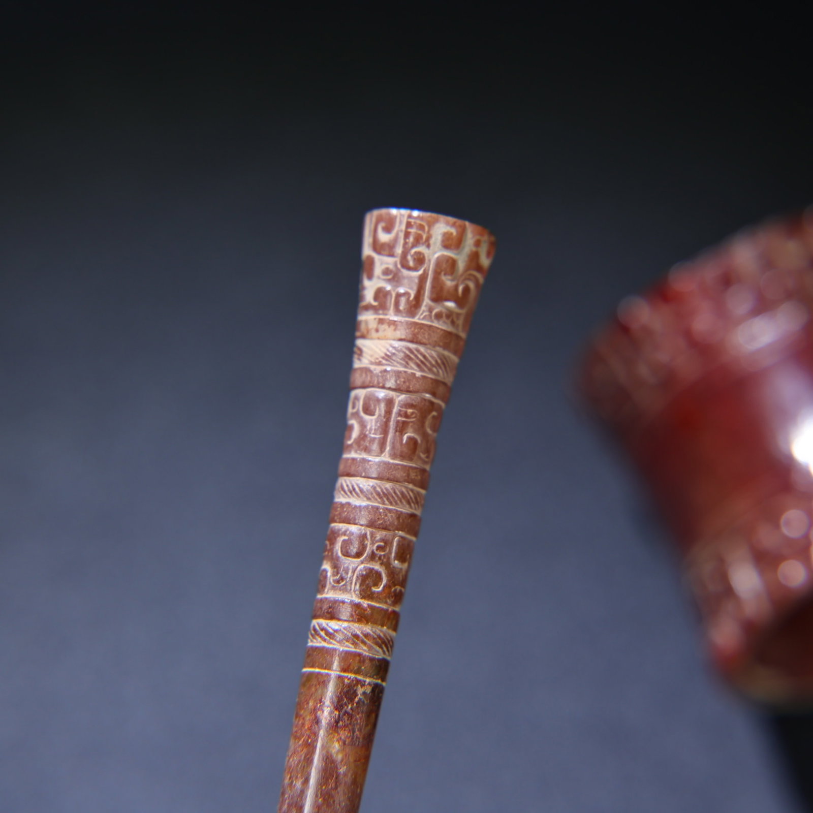 An Exquisite Archaic Jade Coronet - 6