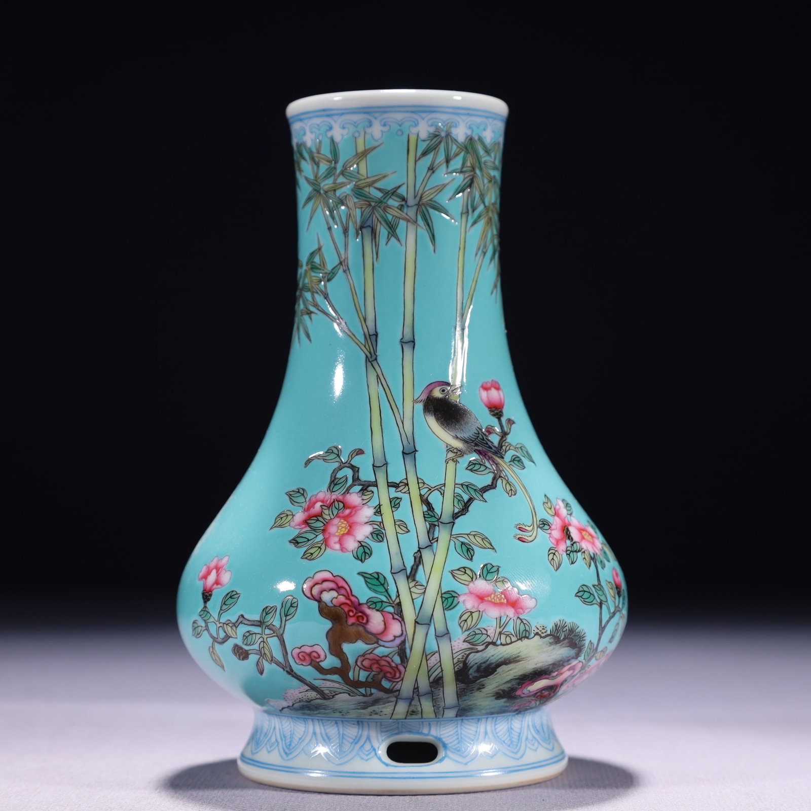 An Exquisite Turquoise Glazed Famille-Rose Flower and Bird Pattern Vase: An Exquisite Turquoise Glazed Famille-Rose Flower and Bird Pattern Vase,Qing Dynasty,China,Yongzheng Six-character Mark,Size:3.5inx5.5in,Weight:300g