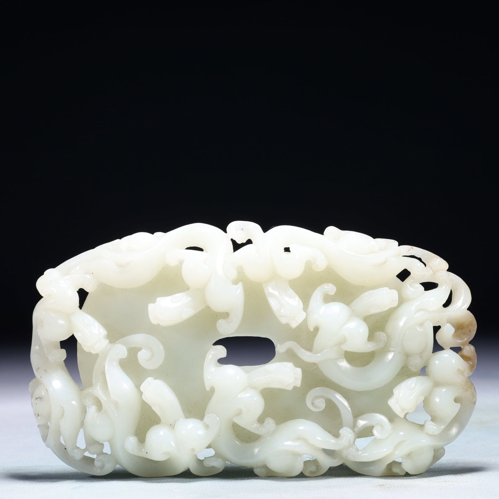 An Exquisite White Jade Chi-Dragon Pattern Ornament (1 of 6)