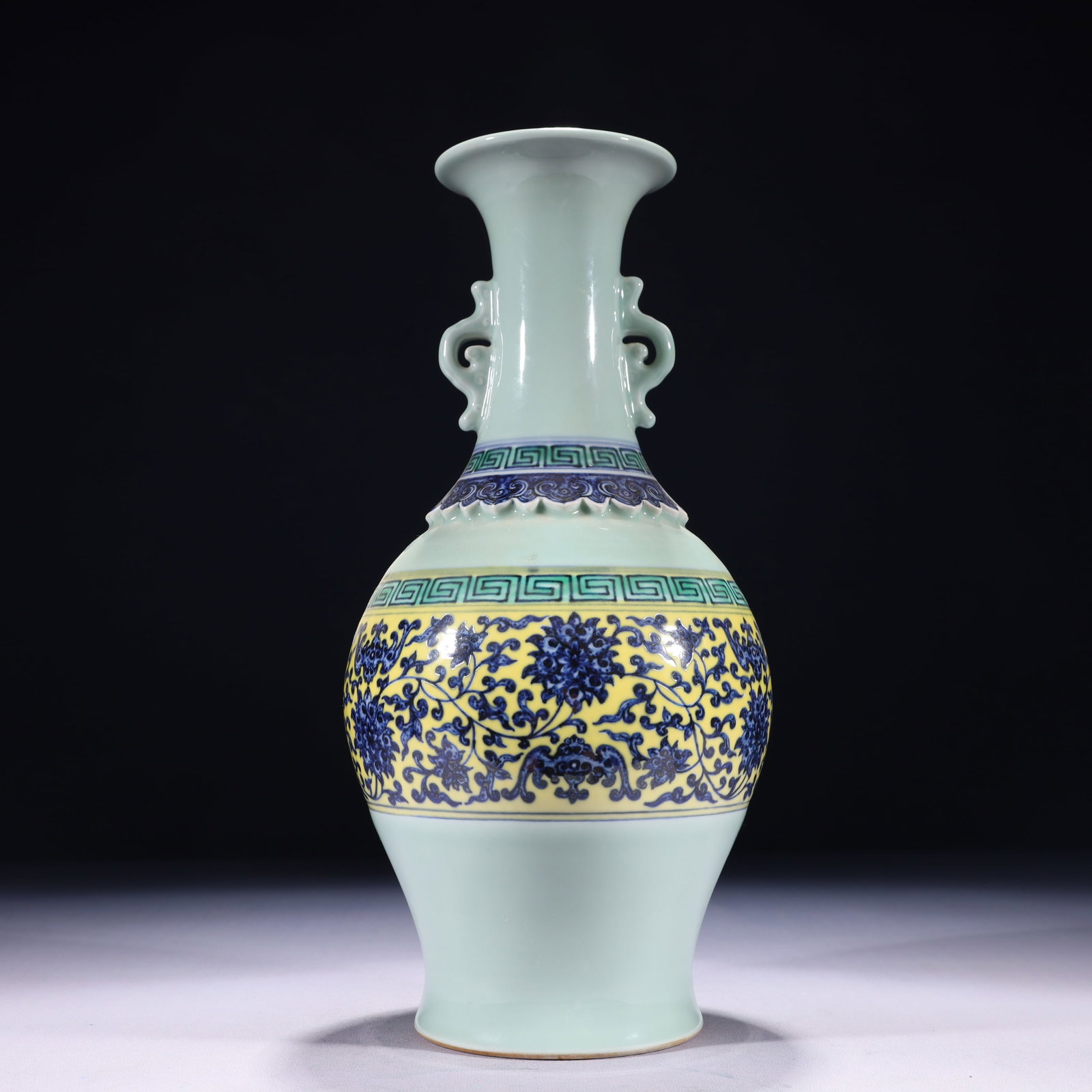 An Exquisite Yellow Ground Blue and White Lotus Pattern Double-Ears Vase (1 of 11)
