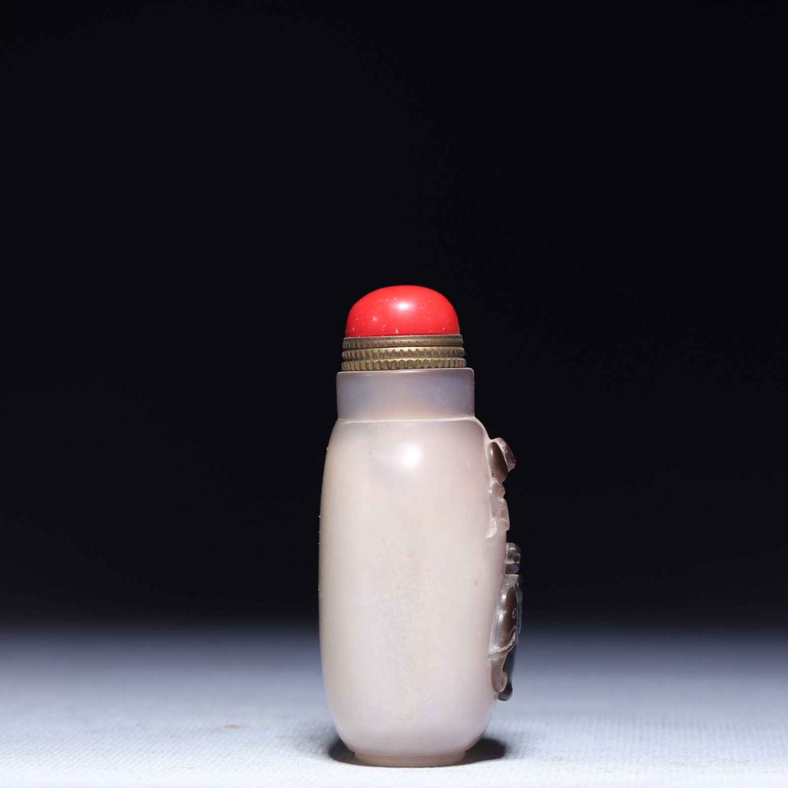 An Exquisite Agate Elephant Pattern Snuff Bottle - 4
