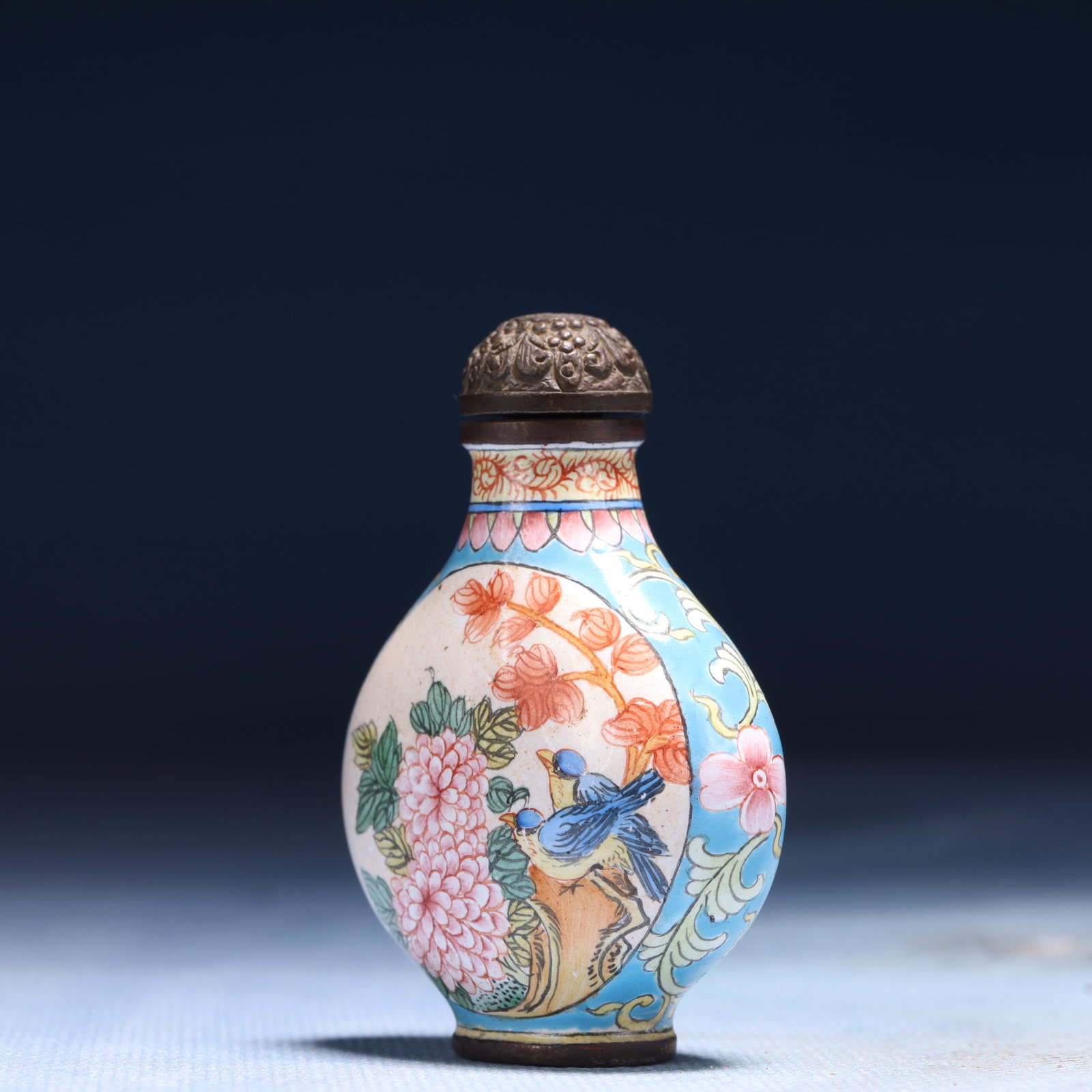 An Exquisite Enamel Landscape Pattern Snuff Bottle - 5