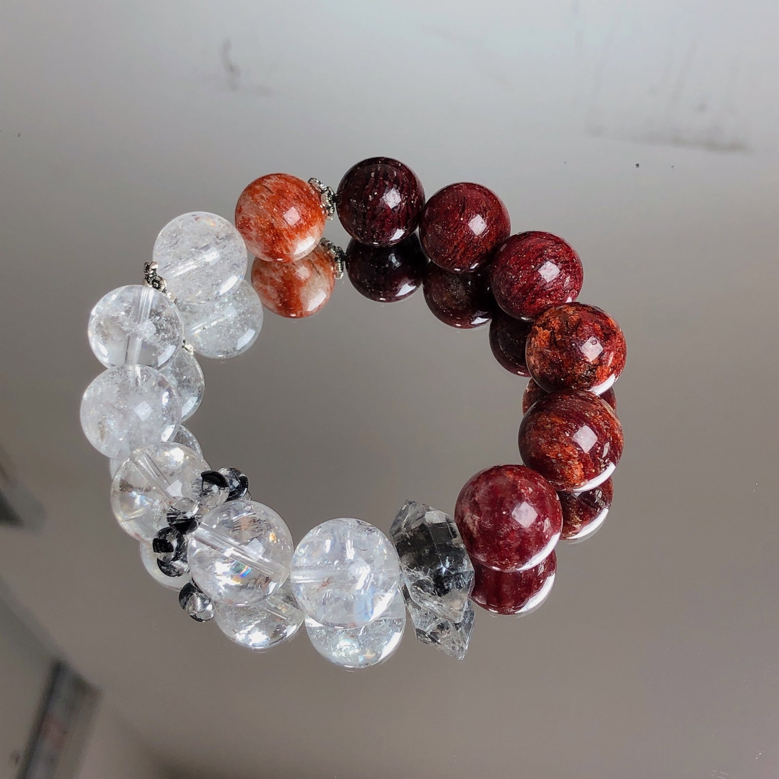 An Exquisite Crystal Bracelets - 2
