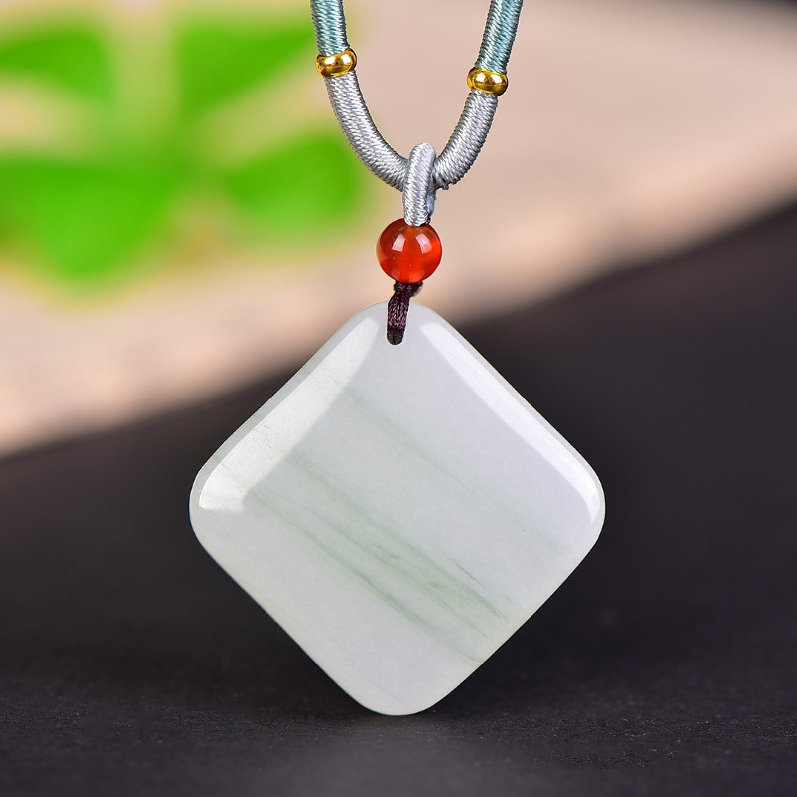 An Exquisite Jadeite Pendant: An Exquisite Jadeite Pendant,Size:1.5inx1.5in 翡翠挂件