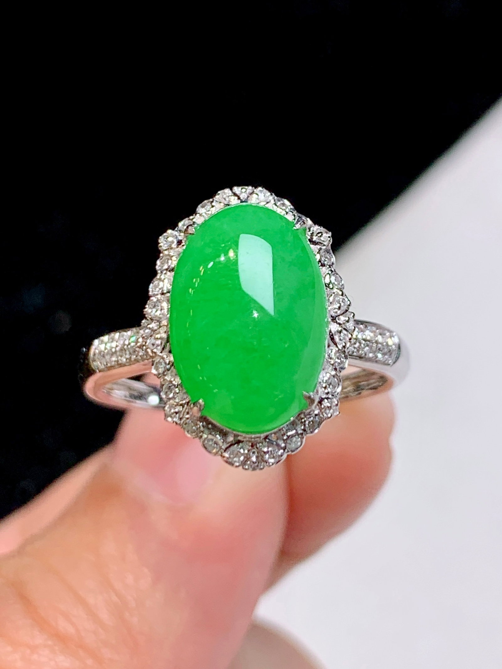 An Exquisite 18k Gold Diamond Inlaid Jadeite Ring (1 of 6)