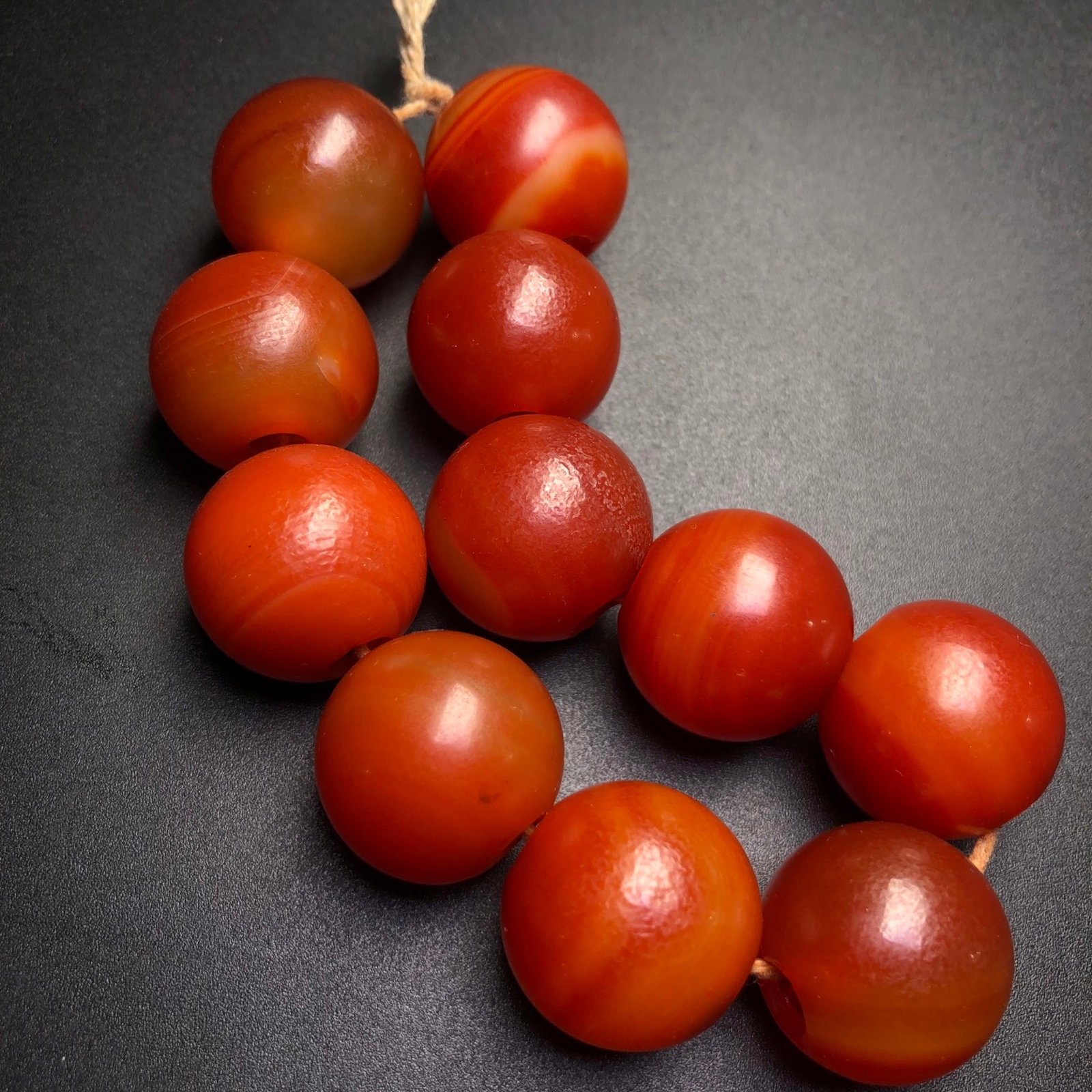 A Precious Agate Bracelets - 2