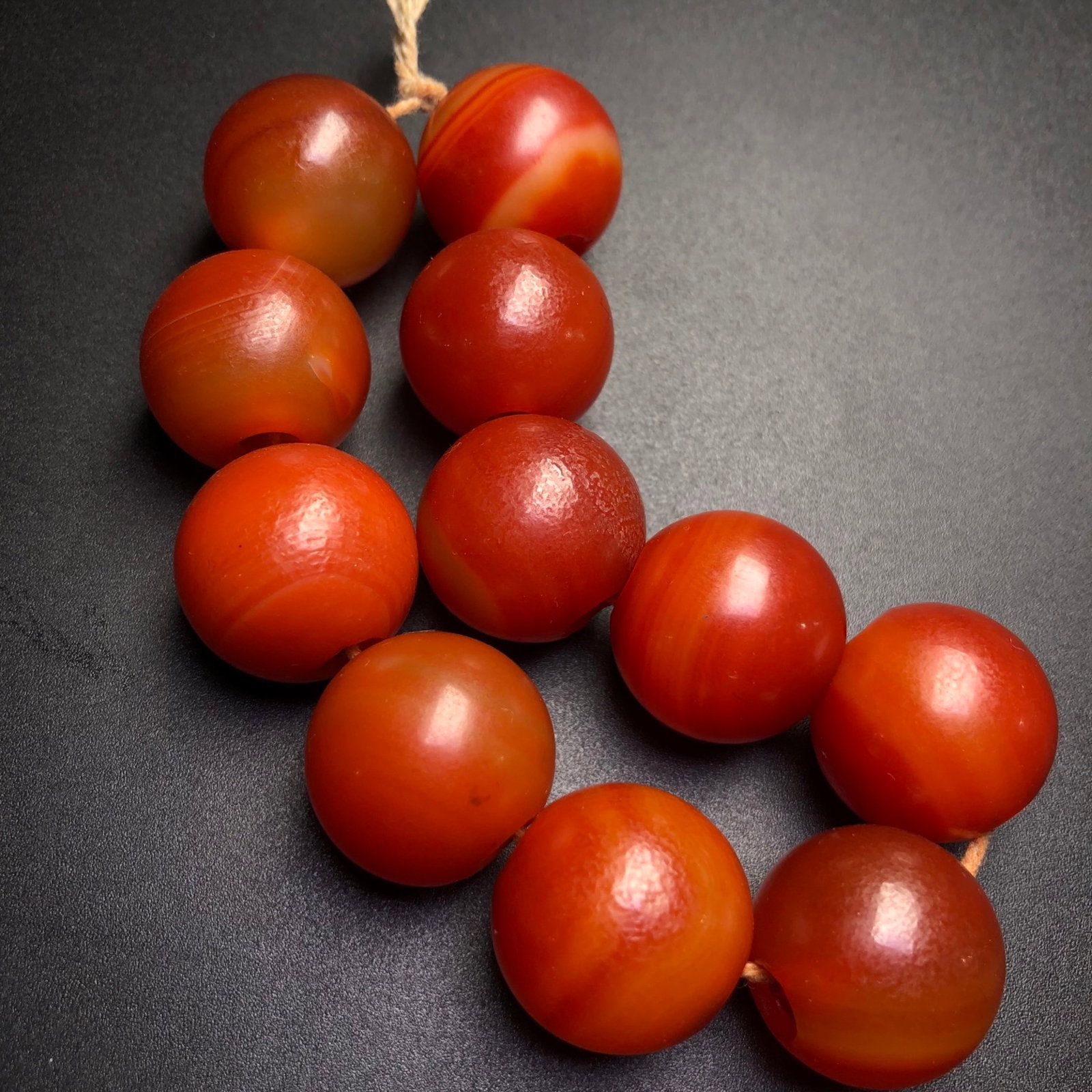 A Precious Agate Bracelets - 6