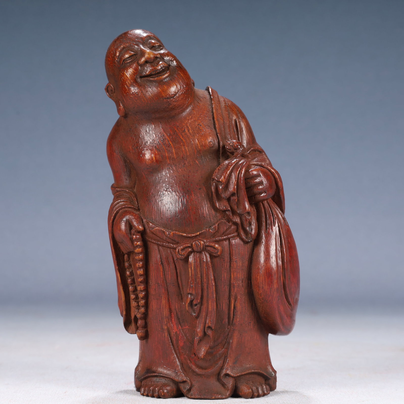 An Exquisite Bamboo Statue of Arhat: An Exquisite Bamboo Statue of Arhat,Qing Dynasty, China,Size:3.1inx2.4inx6.7in,Weight:200g 竹雕罗汉像,中国清代