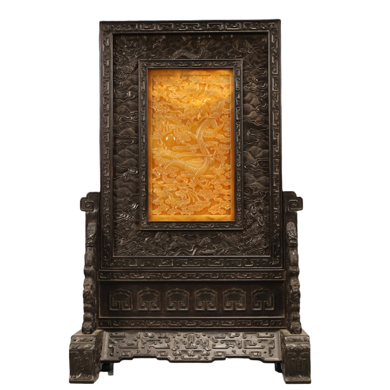 A Huge Zitanwood InlaidTianhuang Stone Auspicious Cloud and Dragon Pattern Table Screen,Qing: A Huge Zitanwood InlaidTianhuang Stone Auspicious Cloud and Dragon Pattern Table Screen,Qing Dynasty, China,Size:11.2inx7.5inx17.7in,Weight:3250g 紫檀木镶田黄௾