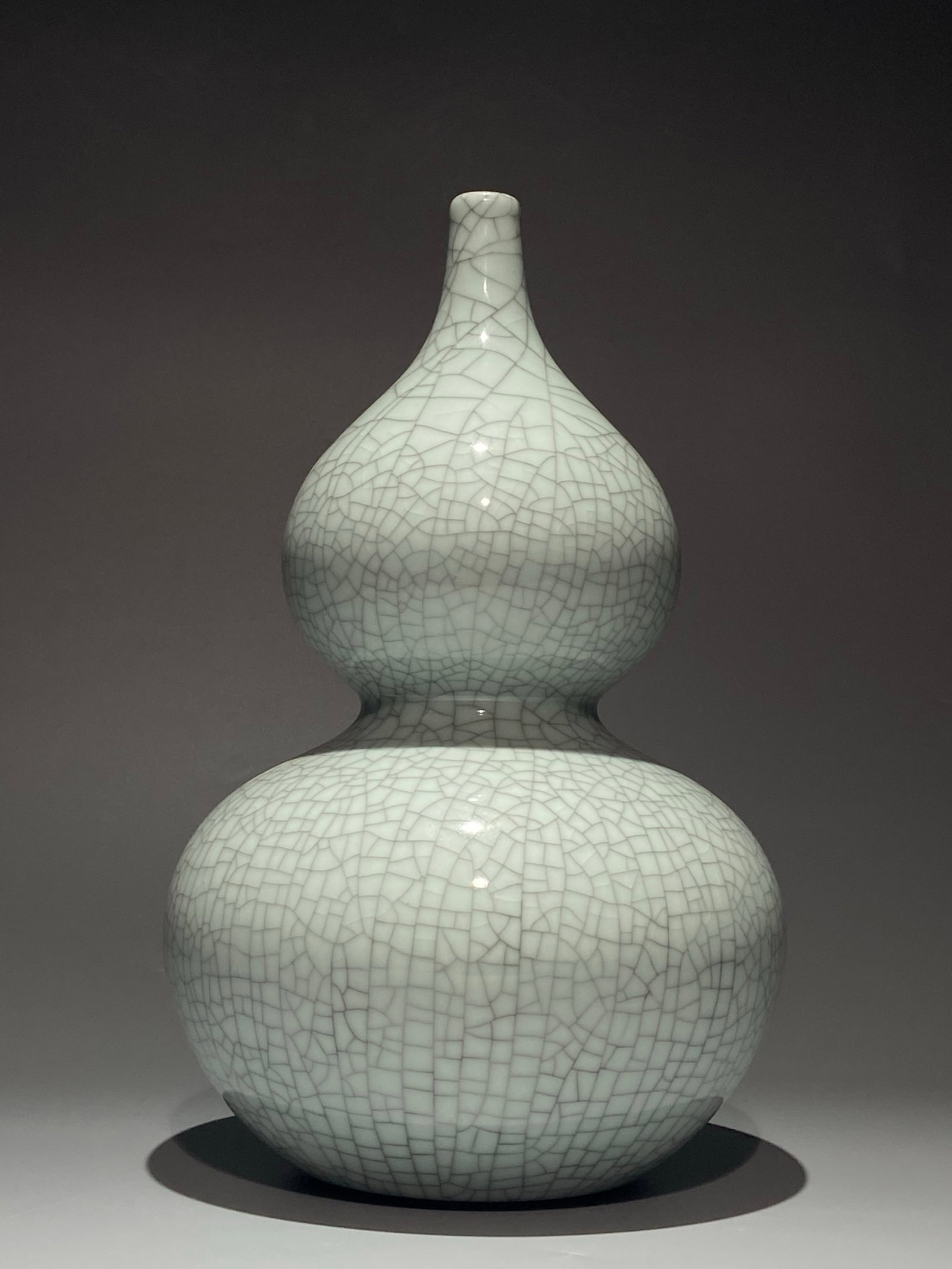A Rare Ge yao Gourd Vase (1 of 9)