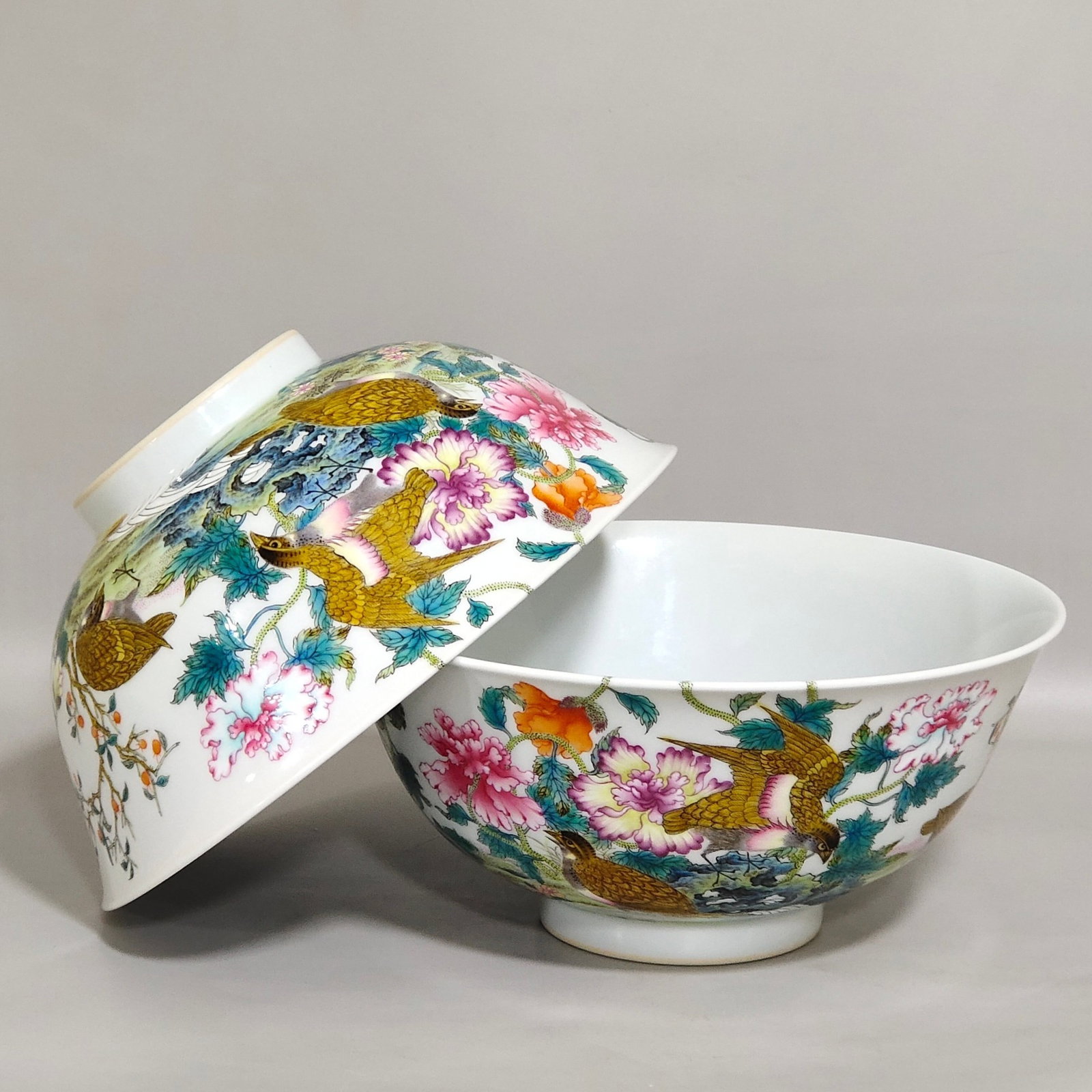 A Pair of Exquisite Famille-Rose Flower and Bird Pattern Bowls,With Poem: A Pair of Exquisite Famille-Rose Flower and Bird Pattern Bowls,With Poem,Qing Dynasty,China,Yongzheng Six-character Mark,Size:3.1inx6.7in 一对粉彩花鸟纹ఏ