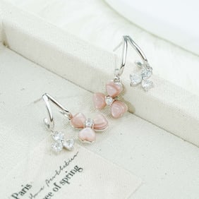 A Pair of Exquisite Sterling Silver-Gold Plated Inlaid Shell Earrings,Inlaid Diamond