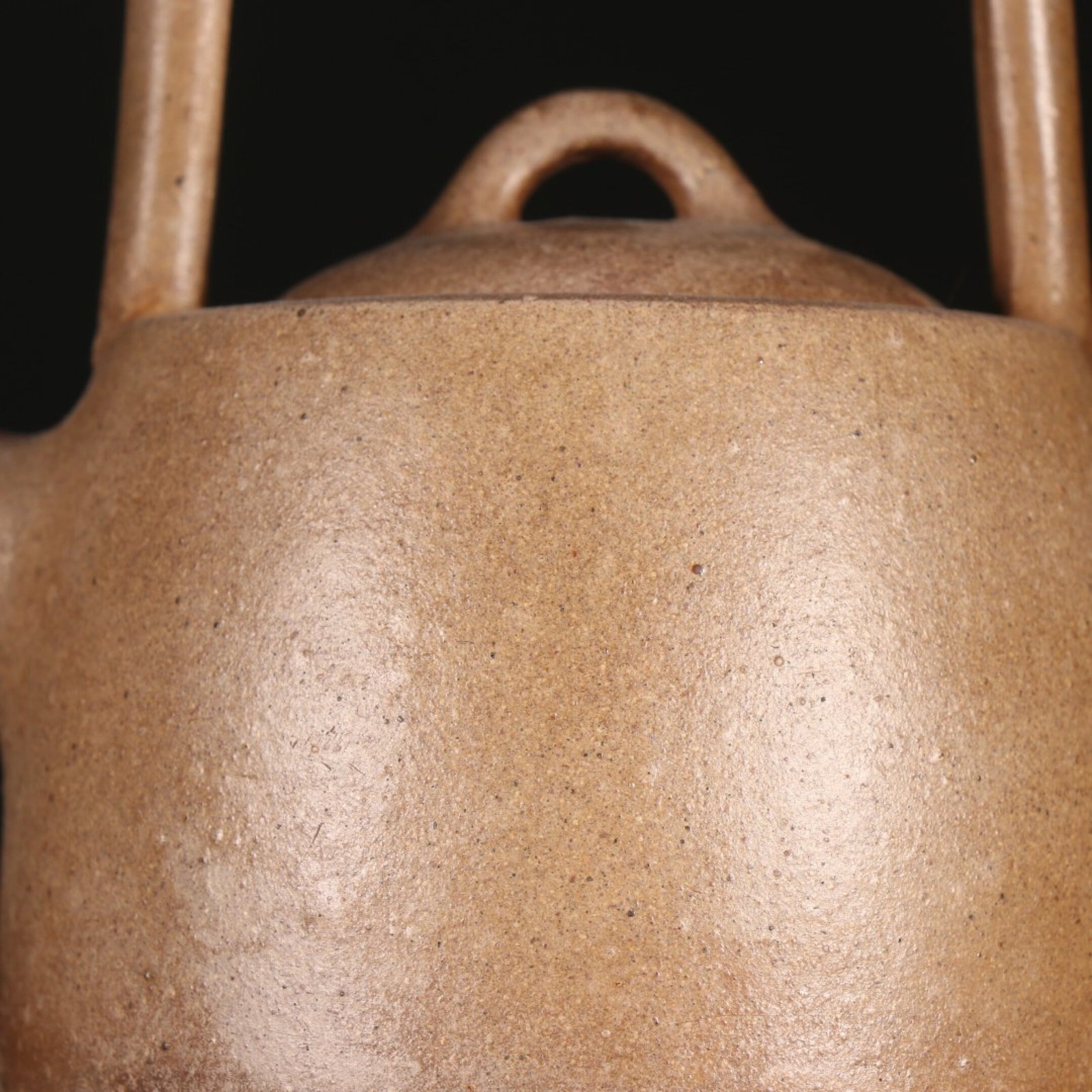 A Rare Purple Sands Hollow Auspicious Cloud Pattern Loop-Handled Pot - 2