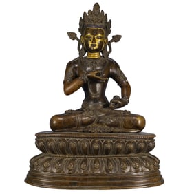 A Solemn Gilt Bronze Statue of Avalokitesvara
