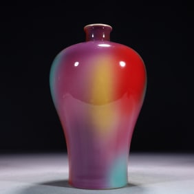 An Exquisite Flambe Glazed Vase