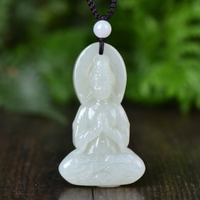An Exquisite White Jade Avalokitesvara Pendant