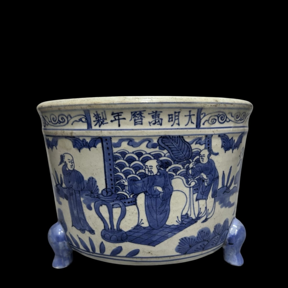 An Exquisite Blue and White Figure Pattern Tripod Censer: An Exquisite Blue and White Figure Pattern Tripod Censer,Ming Dynasty,China,Wanli Six-character Mark,Size:5.8inx7.7in
