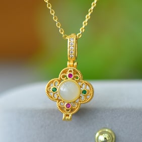 An Exquisite Bronze-Gold Plated Inlaid White Jade Necklace,Inlaid Diamond
