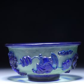 An Exquisite Glass Bats Pattern Bowl