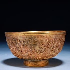 An Exquisite Gilt Bronze Character and Story Pattern Bowl