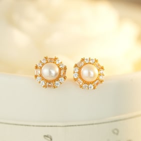 A Pair of Exquisite Sterling Silver-Gold Plated Inlaid Pearls Earrings,Inlaid Diamond