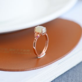 An Exquisite Sterling Silver-Gold Plated Inlaid White Jade Ring