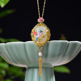 An Exquisite Sterling Silver-Gold Plated Inlaid White Jade Enamel Pendant,Inlaid Pearls