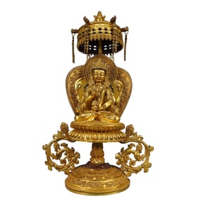 A Solemn Gilt Bronze Statue of Avalokitesvara