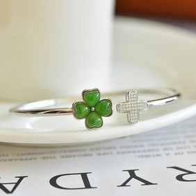 An Exquisite Sterling Silver Inlaid Jasper Bracelet,Inlaid Diamond