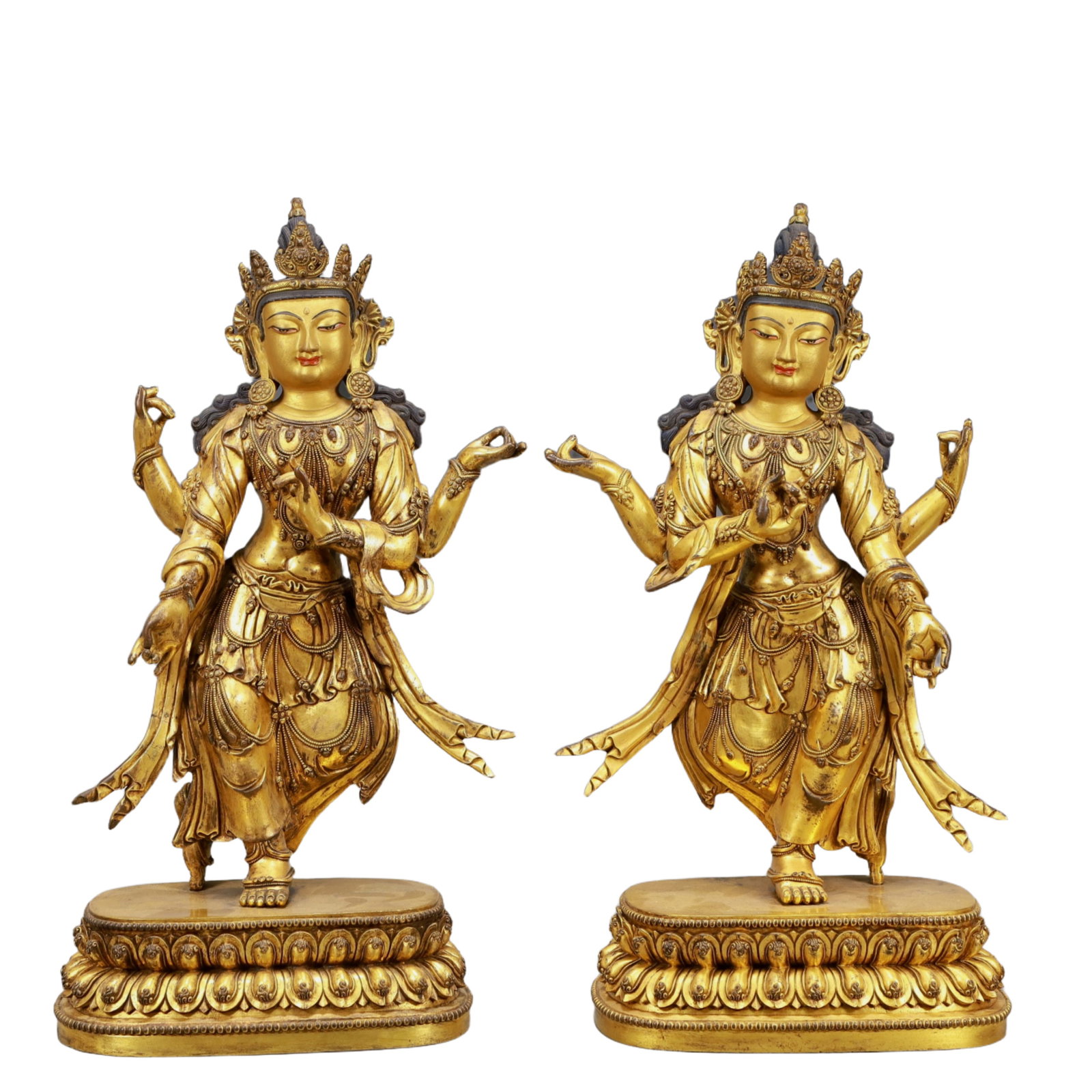 A Pair of Solemn Gilt Bronze Statue of Bodhisattva (1 of 20)