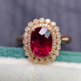 A Exquisite 18k Gold Inlaid 2.20ct Natural Tourmaline Ring,Inlaid Diamond