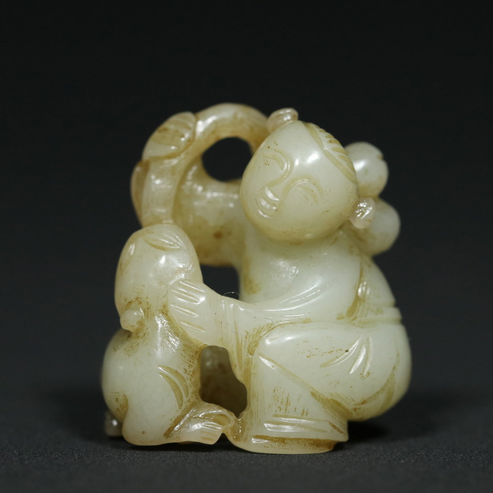 An Exquisite White Jade Figure Pendant: An Exquisite White Jade Figure Pendant,Qing Dynasty,China,Size:1.2inx1.1inx0.7in,Weight:17.3g 白玉人物挂件,中国清代