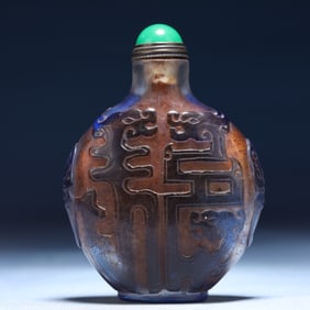 An Exquisite Glass Chi-Dragon Pattern Snuff Bottle