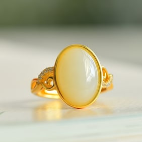 An Exquisite Sterling Silver-Gold Plated Inlaid White Jade Ring,Inlaid Diamond