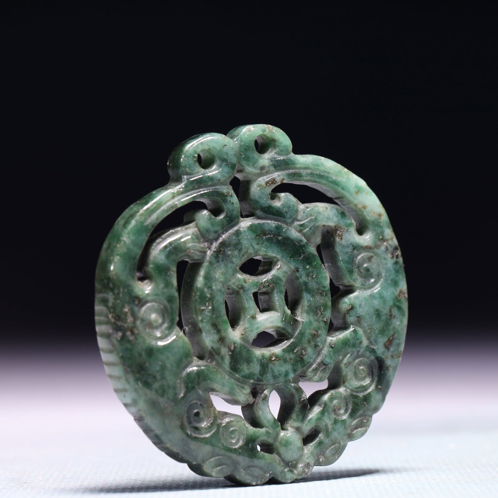 An Exquisite Jadeite Beast Pattern Pendant - 3
