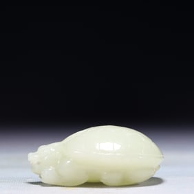 An Exquisite White Jade Turtle Ornament