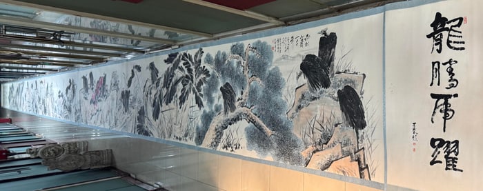 A Chinese Hand Scroll Ink Painting of Pine and Eagle on Paper,Pan Tianshou