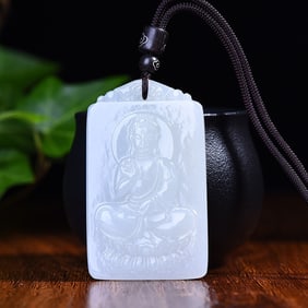 An Exquisite White Jade Sakyamuni Pattern Pendant