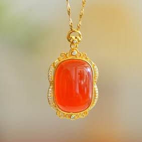 An Exquisite Sterling Silver-Gold Plated Inlaid Red Agate Necklace,Inlaid Diamond