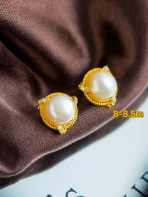 A Pair of Exquisite Sterling Silver-Gold Plated Inlaid Pearls Earrings, Inlaid Diamond